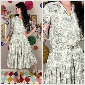 Vintage 1970s Cream Floral Print Short Sleeve Tiered Cotton Midi Dress